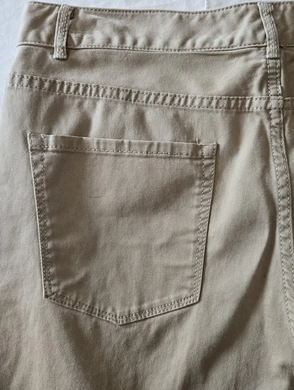Coldwater Creek Natural Fit Bermuda Shorts Womens 12 Khaki